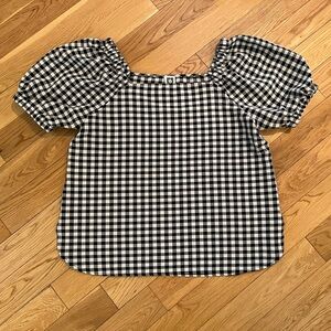 Anne Klein puff sleeve top